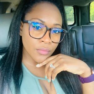 Meet your Posher, Vena